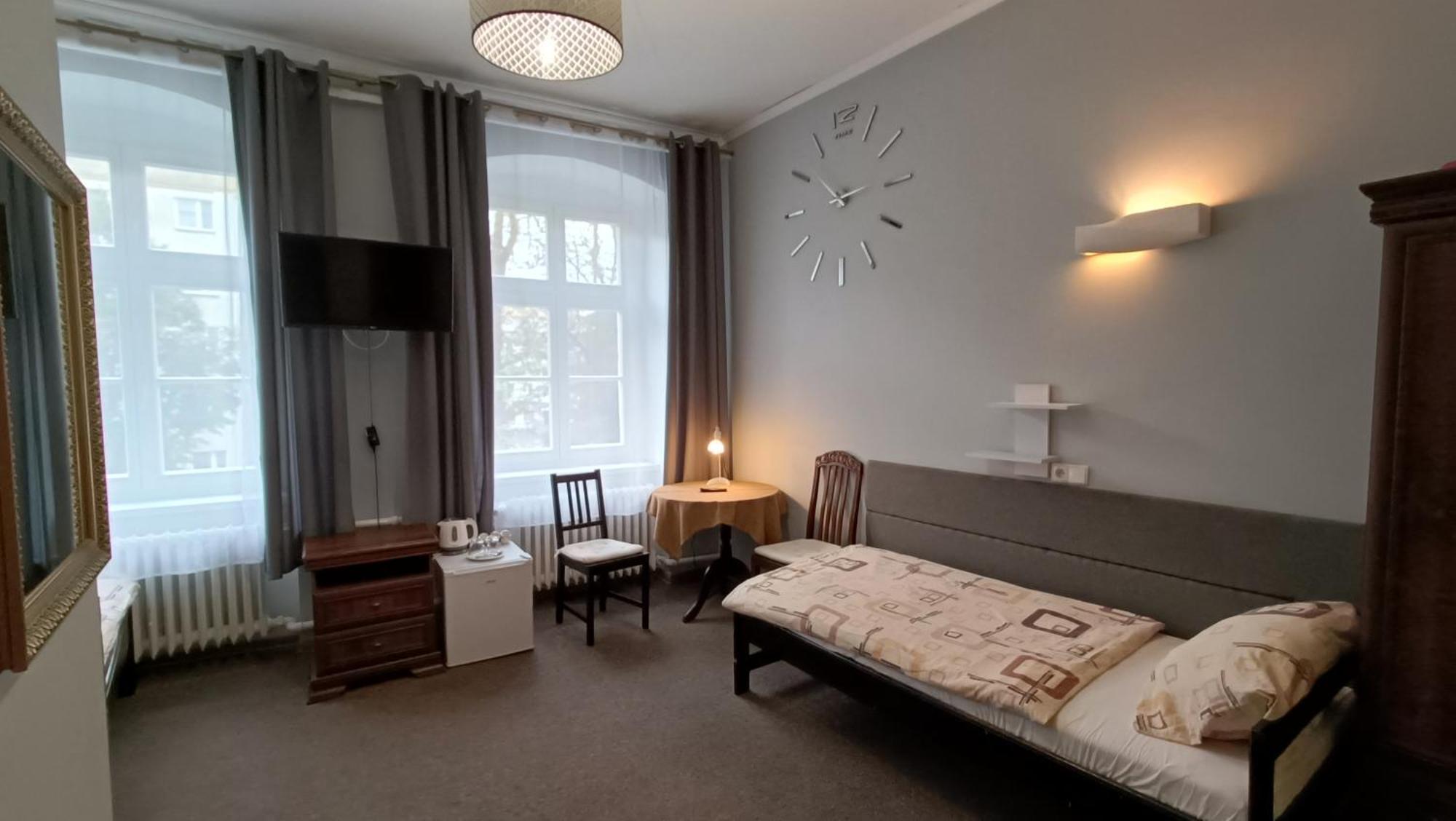 Hotel Polonia Namysłów Εξωτερικό φωτογραφία