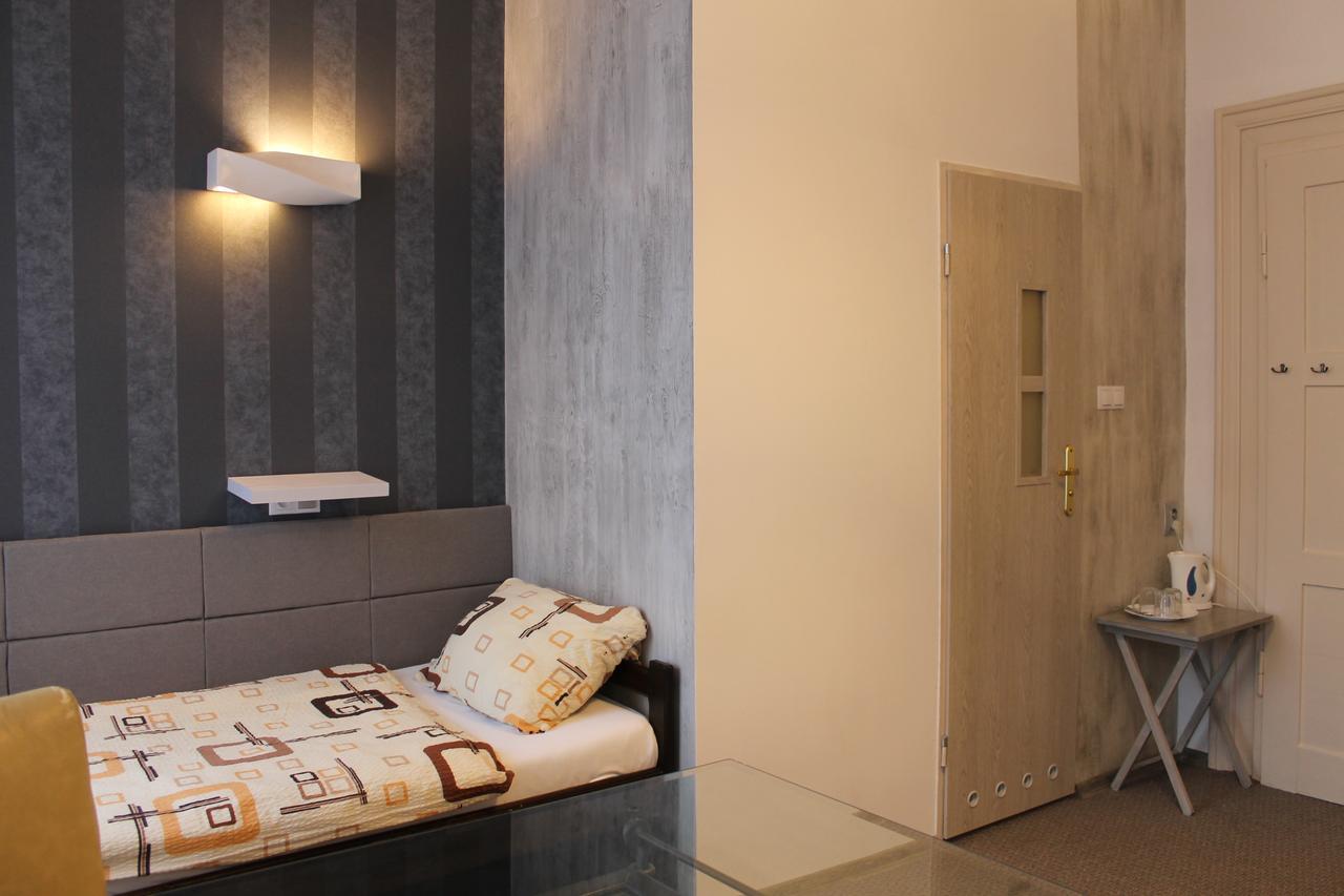 Hotel Polonia Namysłów Εξωτερικό φωτογραφία