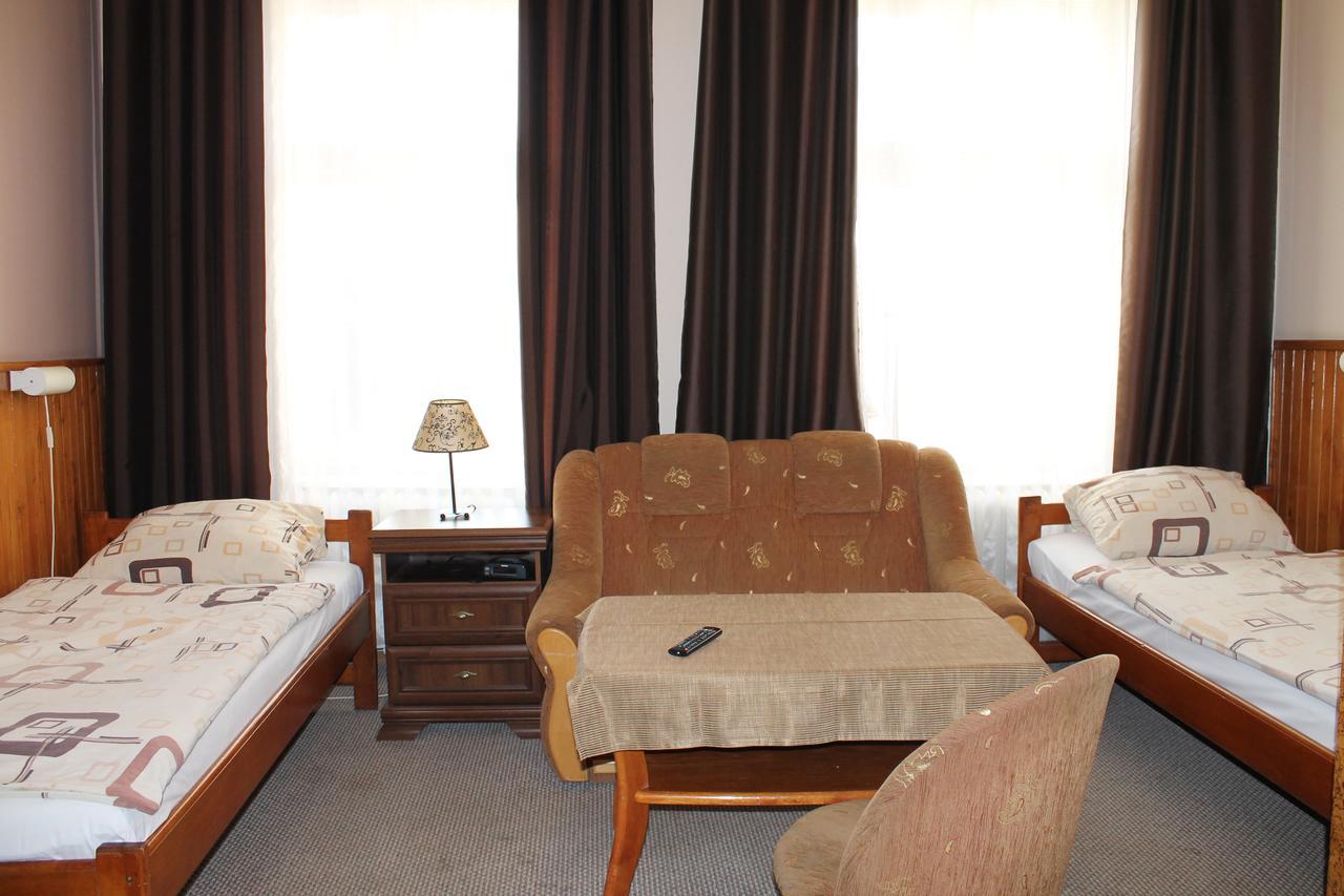 Hotel Polonia Namysłów Εξωτερικό φωτογραφία